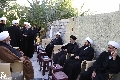 (١٣٢) جمع من طلبة الحوزة العلمية وعلمائها في الموقع المركزي للمشروع التبليغي للحوزة العلمية في زيارة الأربعين