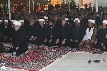 (١٤١) سماحة المتولي الشرعي للعتبة الحسينية المقدسة الشيخ عبد المهدي الكربلائي يؤم المصلين في موقع المشروع التبليغي للحوزة العلمية في زيارة الأربعين